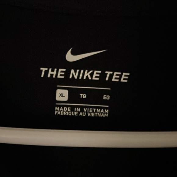 Mens limited edition Nike T-shirt size size XL - Picture 3 of 3